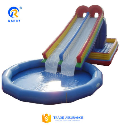 Parque aquático inflável ao ar livre Jogos aquáticos de estilo piscina redonda Slide com piscina