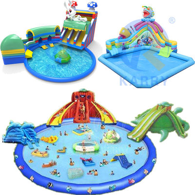 Parque aquático inflável personalizável Parque aquático móvel com capacidade máxima de 100-500 kg