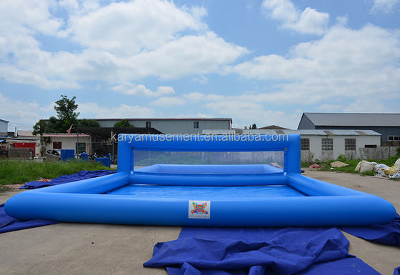 Experimente a divertida piscina comercial de voleibol inflável com acessórios incluídos