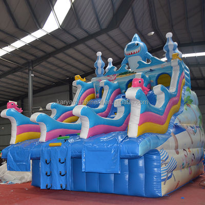 Slides de piscina infláveis para crianças Slide aquático comercial de PVC