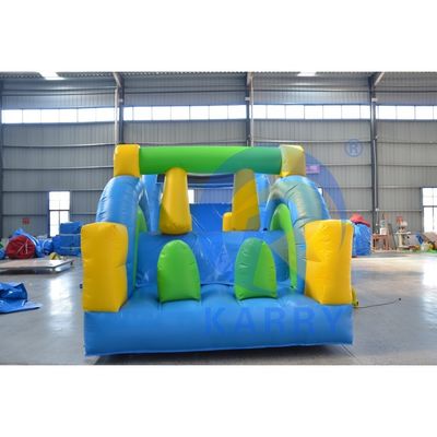 Curso de obstáculos inflável de tamanho personalizado e jogos esportivos para crianças no quintal exterior