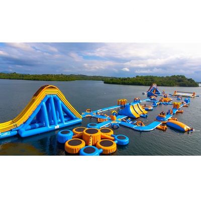 Capacidade máxima de 100-500 kg e Impressão digital Parque flutuante de água comercial inflável