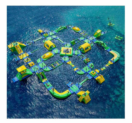 Parque aquático inflável de entretenimento com kit de reparação e sopro Capacidade máxima 100-500 kg