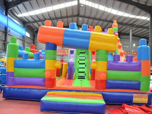 Colorido Slide inflável para crianças Blocos de construção Combinação Slide de salto para adultos