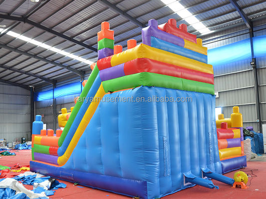 Colorido Slide inflável para crianças Blocos de construção Combinação Slide de salto para adultos