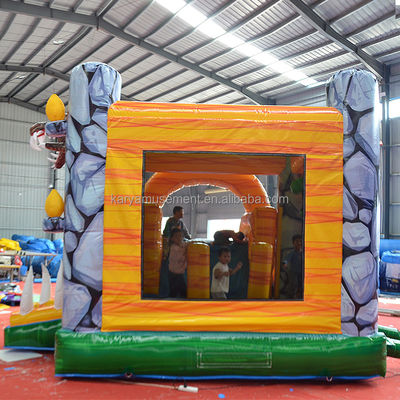 Características PORTABLE inflável Jungle Dino Bouncer House com deslizamento e design unisex