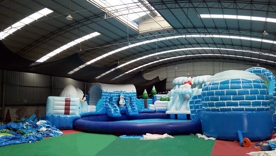 Piscina de grande porte Moonwalk Parque aquático inflável para crianças e adultos Urso polar escorrega de água