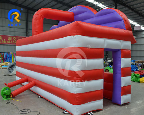 Características PORTABLE Carnaval inflável Booth para parque de diversões Interativo de desporto jogo