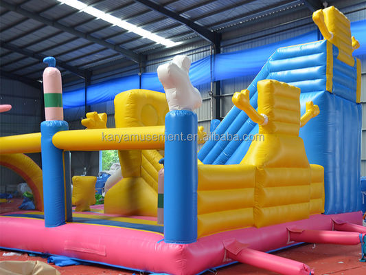 Trampolim inflável para crianças com certificação CE/EN71/EN14960 e castelo Bob Esponja