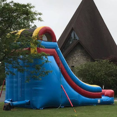 Ocasião comercial Jumper azul e amarelo Deslizador de água inflável com piscina de chuveiro