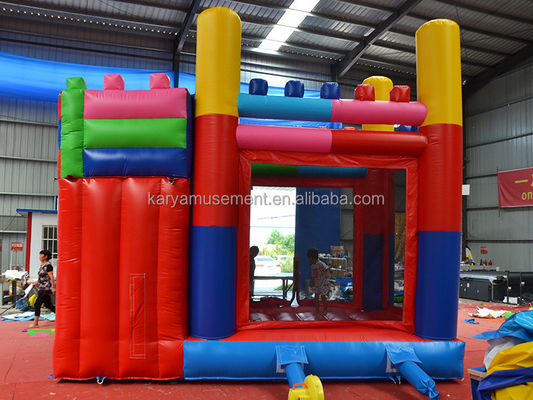 14 anos de idade, personalizar aceito tema bloco de construção vermelho castelo salto com escorrega e grande piscina de água parque de diversões PVC