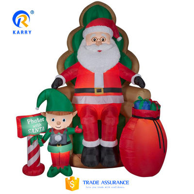 Decoração de publicidade de Natal com design de Homem-Aranha e esquema de cores vermelho/branco