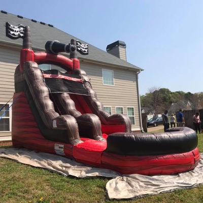 Equipamento de parque aquático de diversões Pirata escorrega de água inflável com piscina PVC comercial