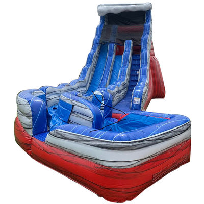 Slide de água de cauda dobrável vermelho e azul inflável com slide de ar de piscina Logotipo personalizado