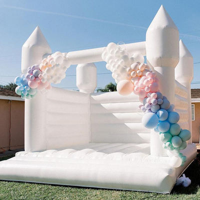 CE/EN71 Certificado Tamanho personalizado Moonwalk inflável Castelo de salto para festa de casamento