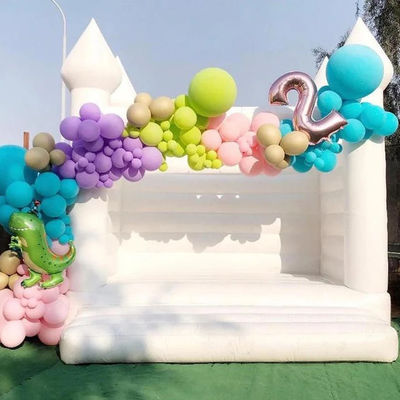 CE/EN71 Certificado Tamanho personalizado Moonwalk inflável Castelo de salto para festa de casamento
