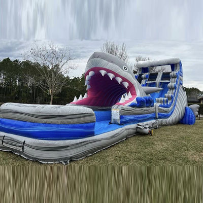 Tamanho personalizado Slide de água inflável com Slide de tubarão grande e piscina