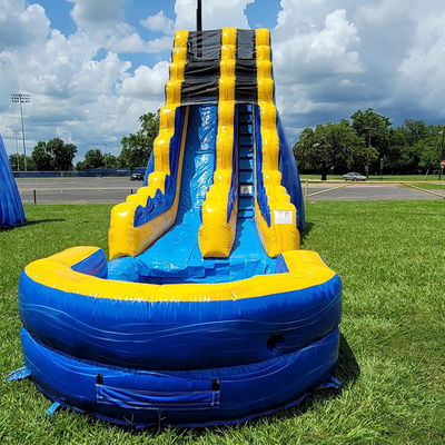 Slide de água inflável comercial de tamanho adulto com piscina em design de listras amarelas