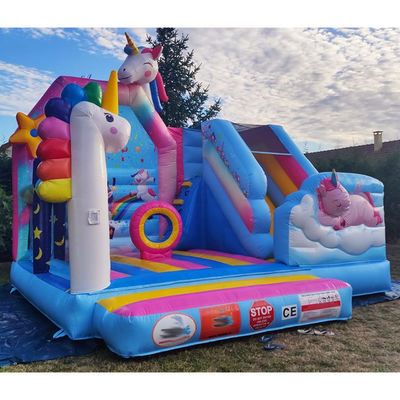PVC comercial Jogos de trampolim para crianças Rainbow Unicorn Cidade inflável divertida com escorrega