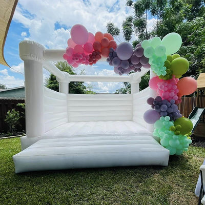 Tamanho personalizado White Moonwalk Bouncers infláveis para PVC Bouncy Castle em cor pastel