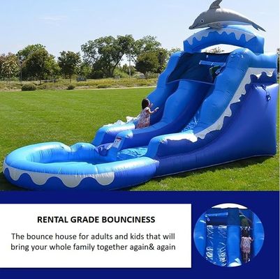 Slide de água inflável com piscina de água do oceano azul e soprador incluído