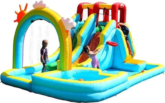 Rainbow Water Curtain and Rock Climbing Inflatable Water Double Slides Parque de jogos para crianças