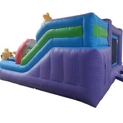 8-13 anos de idade Casa de salto inflável com deslizamento e design de cavalo arco-íris