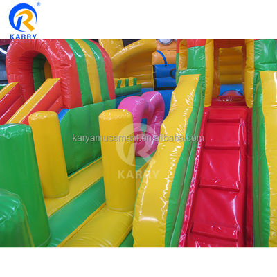 Acessórios de sopradores de ar Minions infláveis Fun City Castelo de saltos para o tempo de brincadeira das crianças