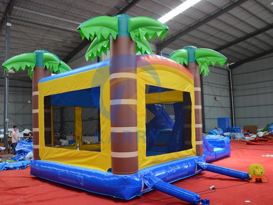 Promoção de eventos comerciais facilitada com o castelo inflável de brinquedos florestais