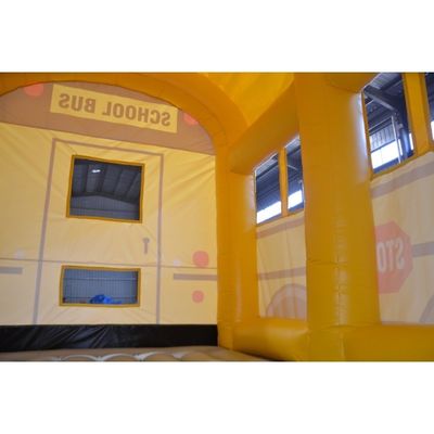 Atualize o seu parque infantil do autocarro inflável com deslizamento e castelo de saltos