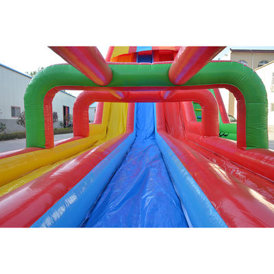 Verão Must-Have Slide de água inflável multicolor com piscina e zip line OEM aceitável
