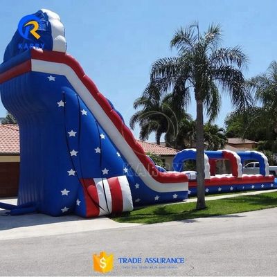 Deslizamento de água inflável comercial ao ar livre com estilo da bandeira dos EUA e pista de deslizamento super longa