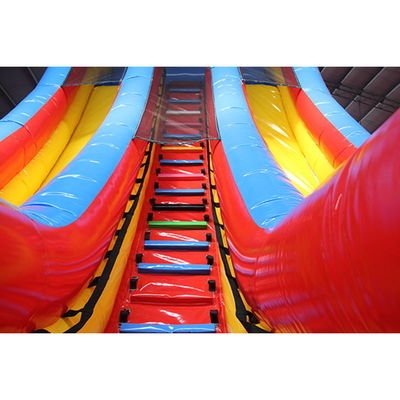 Capacidade máxima 100-500 kg Slide de água comercial inflável com piscina e dupla pista
