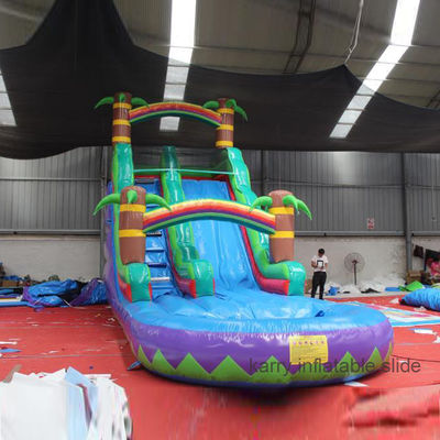 Slide de água inflável e trampolim personalizado para crianças
