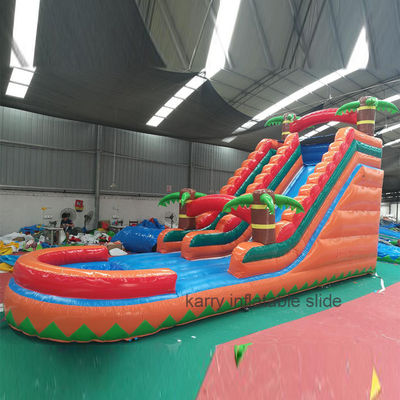 Slide de água inflável e trampolim personalizado para crianças