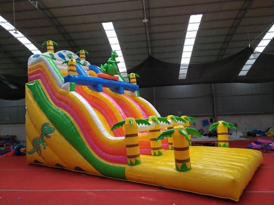 Parque de diversões comercial Desenho de escorrega aquática Floresta tropical inflável com casa de salto