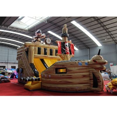 Grande escorregador pirata inflável popular de aluguel de escorregador de água com castelo de salto