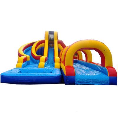 Capacidade máxima 100-500 kg Slide comercial com piscina Slide de água inflável Perfeito