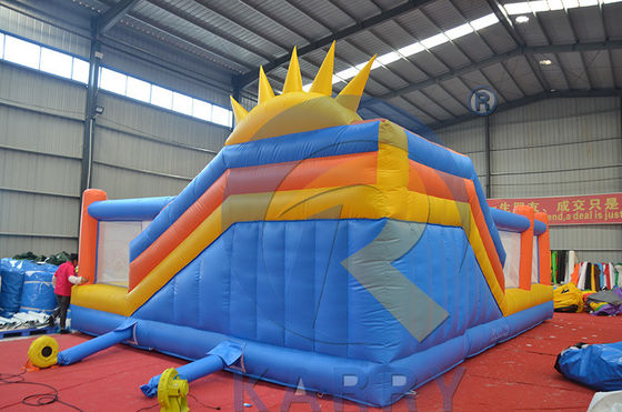 Combo de escorregador de PVC portátil com curso de obstáculos e parede de escalada inflável