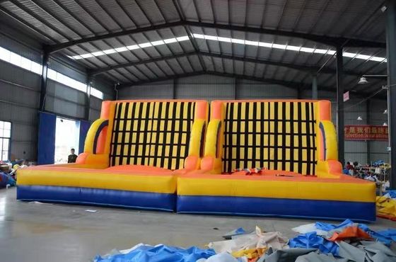 Jogo esportivo inflável de parede pegajosa com roupas de pasta comercial e soprador com soprador