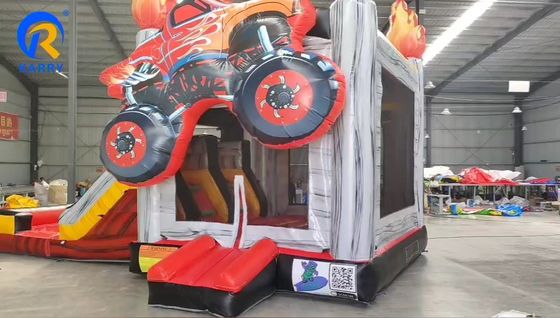 Leve a sua festa para o próximo nível com o nosso castelo inflável e combo de slides