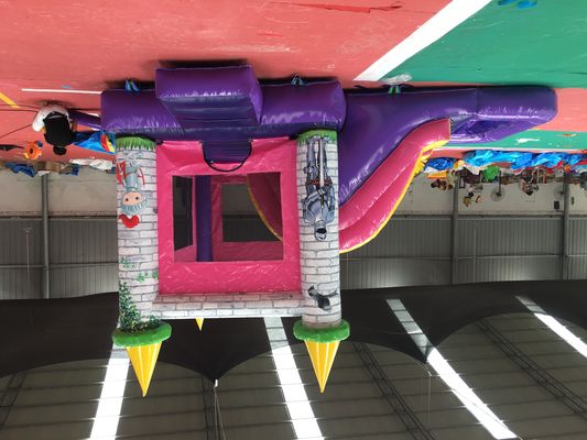 14 Faixa etária Bounce inflável em casa Salto castelo com escorrega
