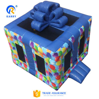 Características PORTABLE inflável caixa de presente de luxo saltador de água Bouncer Casa para venda de festa