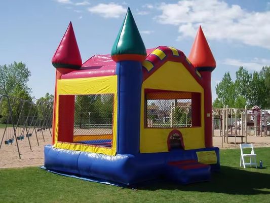 Casa inflável inflável para crianças com sopro e telhado de PVC de tamanho personalizado incluído
