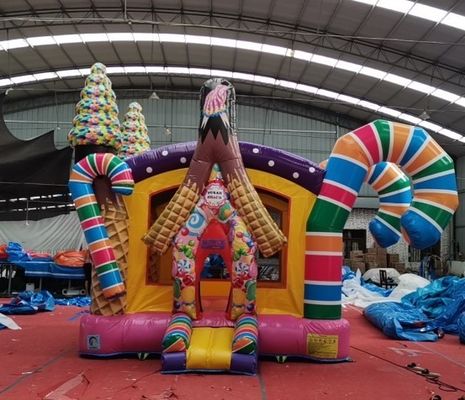 Jardim de Jogos para Crianças no Exterior Essential KARRY Inflável Candy House Combo Bouncer com Slide