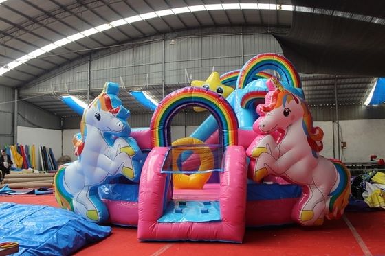 Dimensão personalizada 3D Rainbow Unicorn Castle combinação de deslizamento de água perfeito para festas