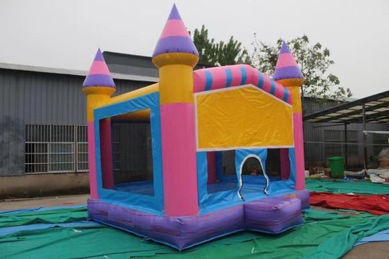 Cores personalizadas Salto inflável Casa de salto Castelo com anel de basquete Verde Azul