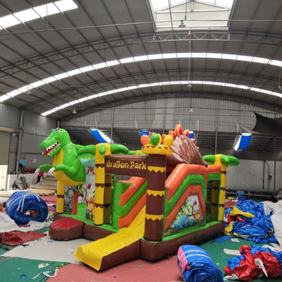 Casa comercial de salto PVC inflável salto castelo combo slide no Jungle Dino Park