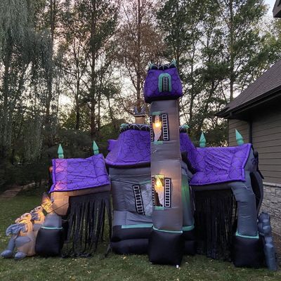 PORTABLE temática de Halloween inflável casa assombrada de salto para entretenimento de adultos
