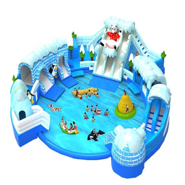 Capacidade máxima 100-500 kg Grande parque aquático inflável do Reino das Neves com piscina e escorregas